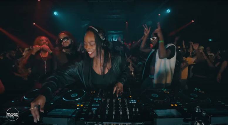 Moonshine x Boiler Room – Montréal, QC
